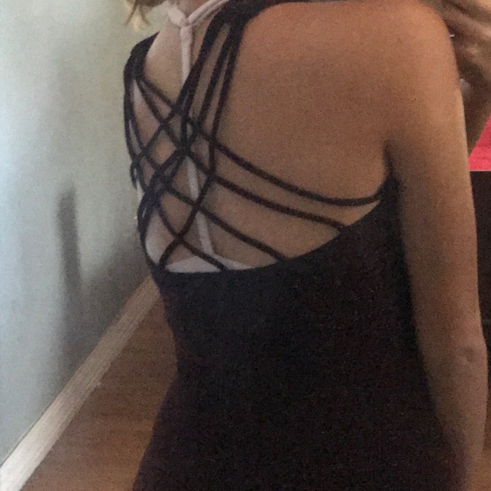Dress - Picture 3 of 3